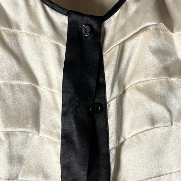Dora Landa 100% Silk Sleeveless Button Down Color Block Off White & Black Size 0 - Picture 5 of 5